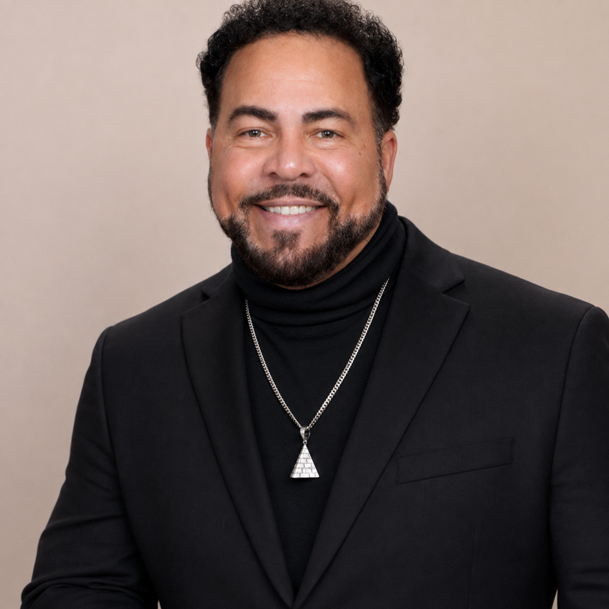 Portrait of director Mike Rae Anderson